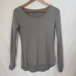 Arizona Jean Company Gray Long Sleeve Top